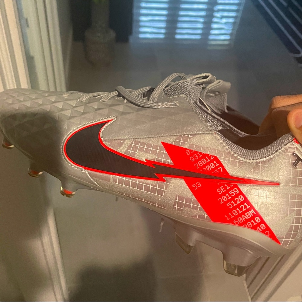 Nike Tiempo PRO 11.5 cleats